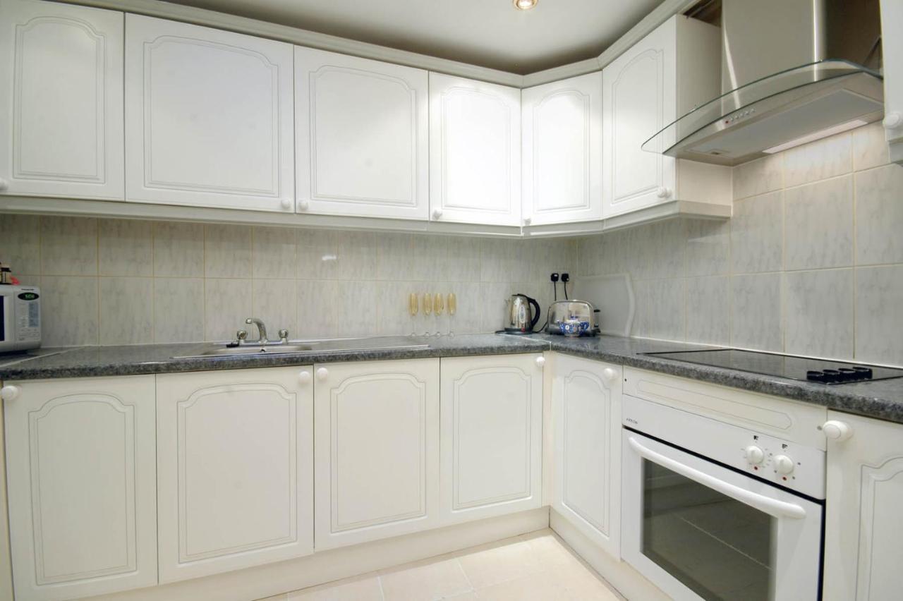 Cumberland Apartments Лондон Екстер'єр фото